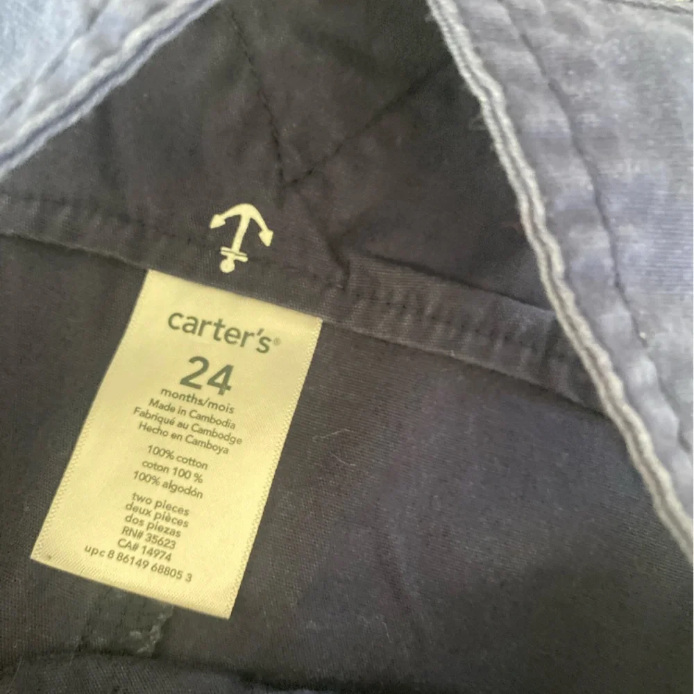 Bundle of Osh Kosh  & Carter’s Bodysuit,Jeans & Overalls Size 24M